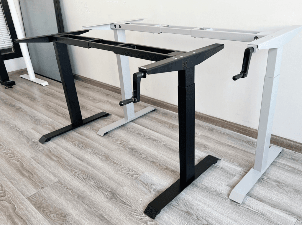 manual vs electric standing desk